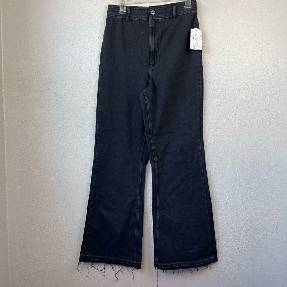 NWT We The Free Faded Black Wide Leg Jeans Sizes 30 and 31